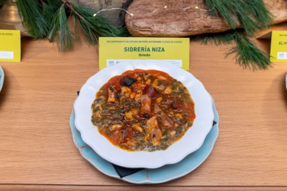 Menú Pote Asturiano Sidrería Niza